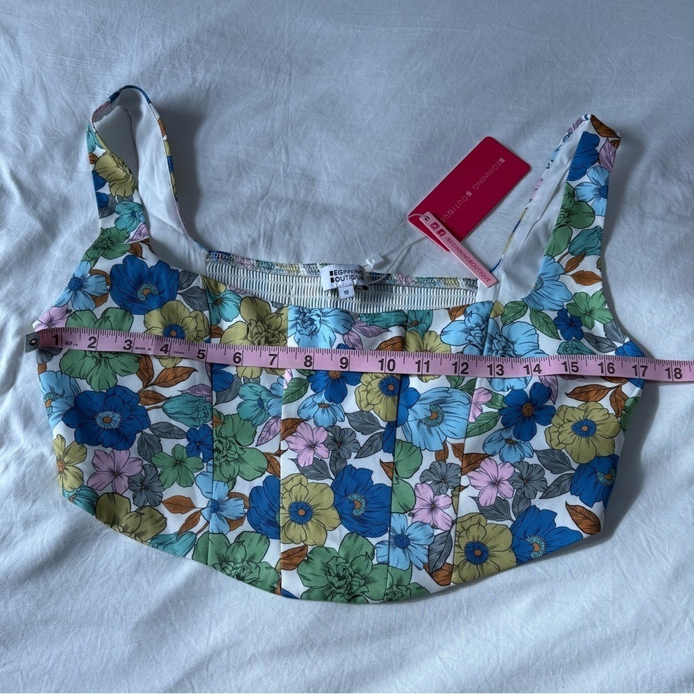 NWT Beginning Boutique size 10 Sylvie blue floral crop top - Picture 5 of 7